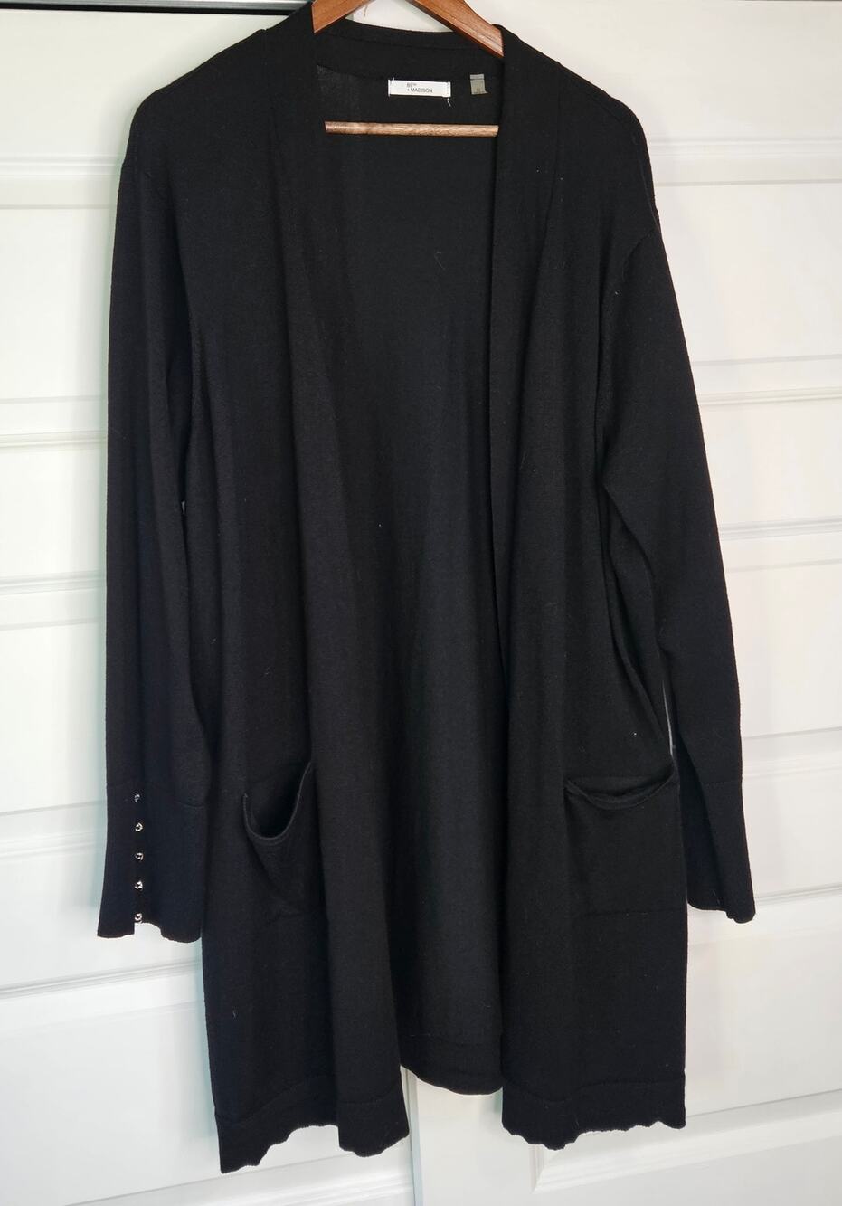89th and Madison Black Open Front Longline Button Cuff Cardigan Sweater 3X